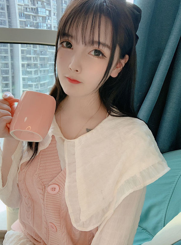 纽约外围女大学生